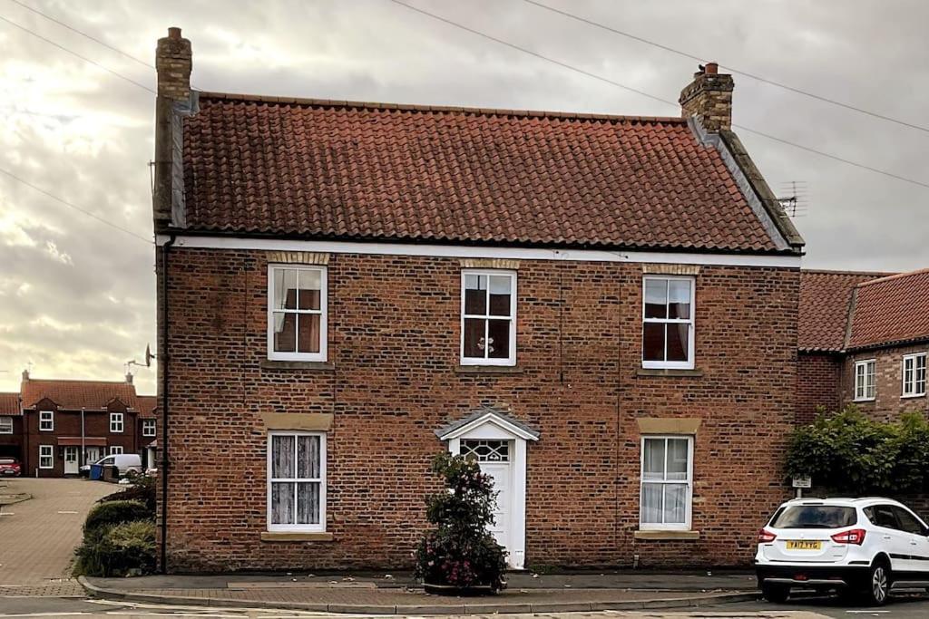 Apt D In Old Grade 2 Converted Farmhouse Market Weighton Eksteriør bilde
