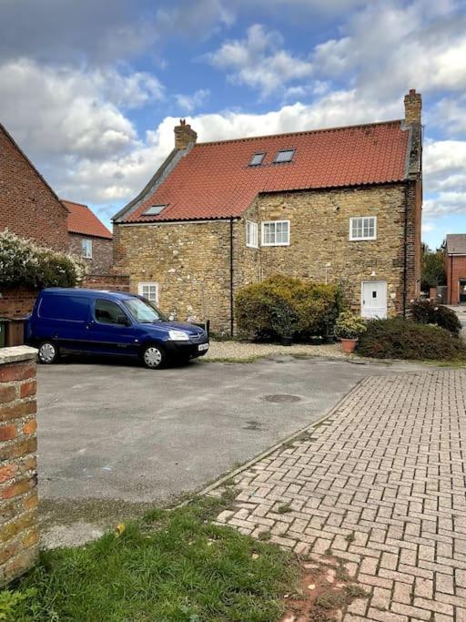 Apt D In Old Grade 2 Converted Farmhouse Market Weighton Eksteriør bilde